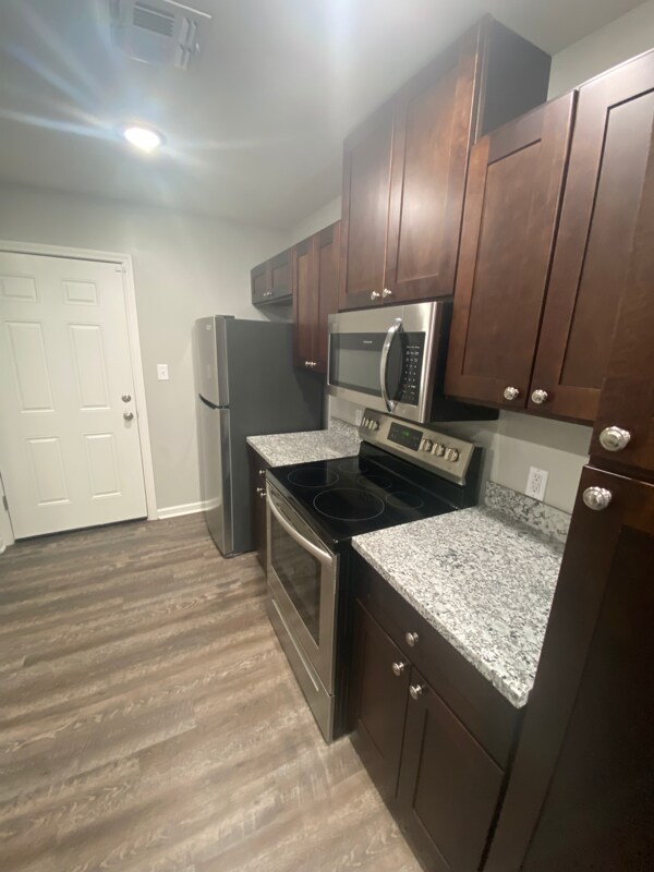 136 Duplantis St Unit A, Thibodaux, LA 70301 Room for Rent in