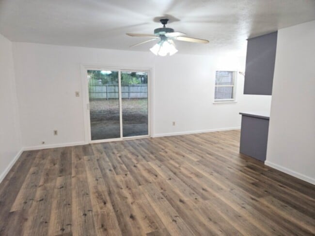Photo - Cute 3 Bedroom in Euless House