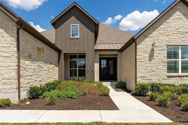 Foto del edificio - 704 Prairie Clover Dr