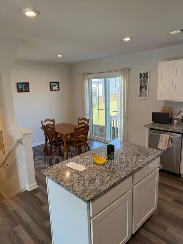 Building Photo - 4 High Pne Trl