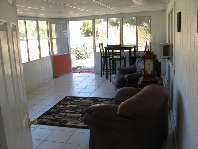 Foto del edificio - 20205 Henry Rd