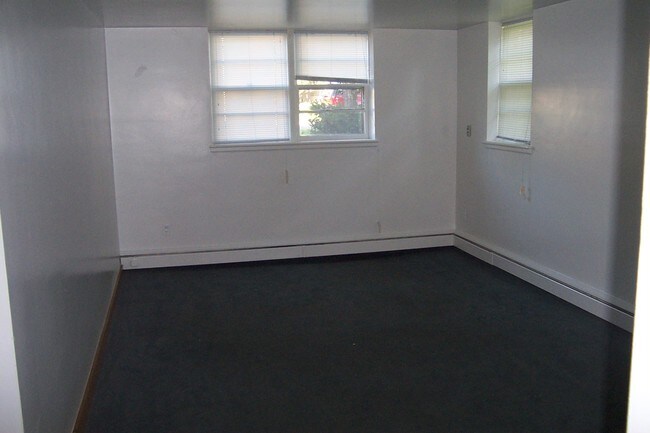 Foto del edificio - 3509-3517 S Oakland Ave