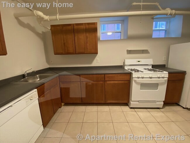 Photo - 285 Harvard St Apartment