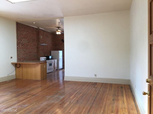 Building Photo - Studio, 1 bath Apartment - 216 1/2 1st Street