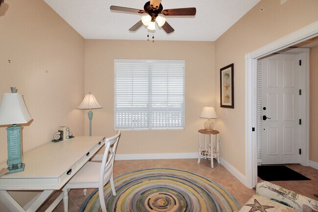 Building Photo - The Waterfront Seasonal Condo for Rent