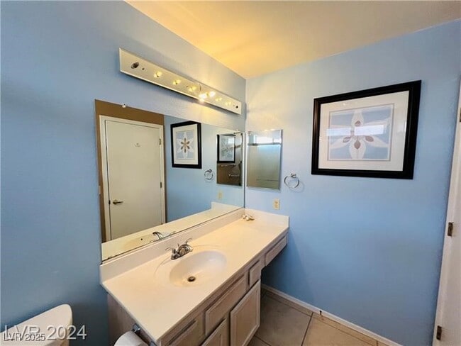 Building Photo - 8825 Stoney Point Dr