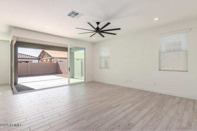 Building Photo - 17169 W Edinburg St