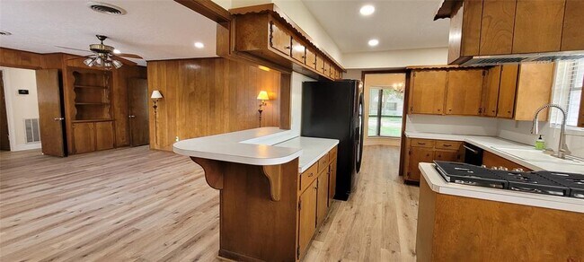 Foto del edificio - 1619 Seagate Ln