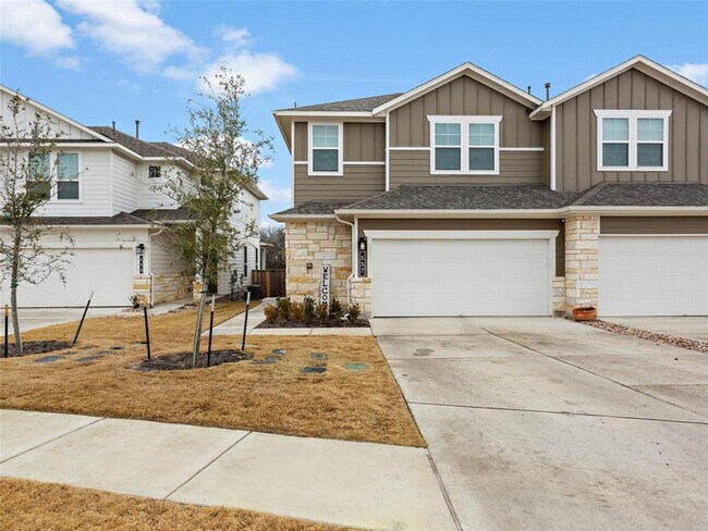 Building Photo - 557 Peace Dr