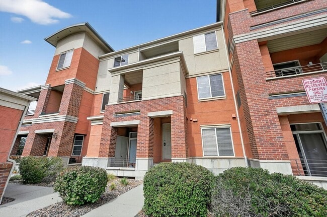 Foto del edificio - 4100 Albion St