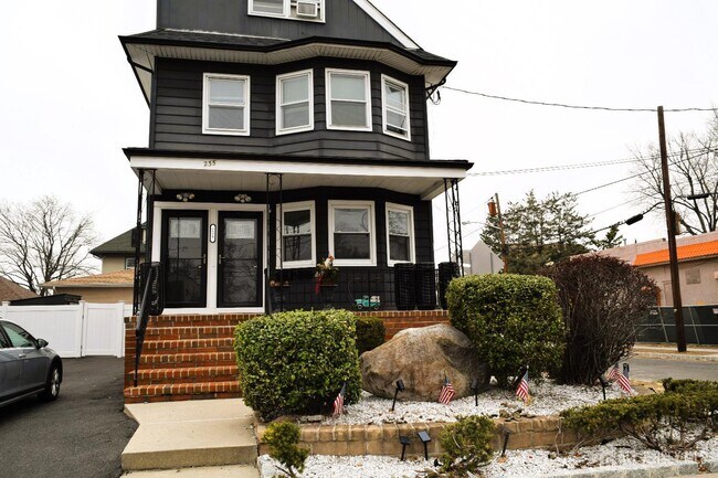 Foto del edificio - 235 E Westfield Ave
