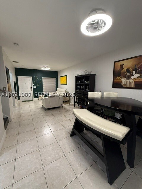 Foto del edificio - 692 NW 170th Terrace