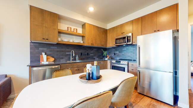 1 Bedroom Kitchen - Beautifully finished apartments in N Portl...