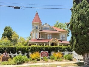 Building Photo - 225 N Lima St