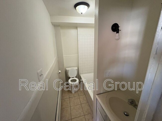 Foto del edificio - 1210 1st Ave