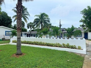 Building Photo - 140 NW 40th St