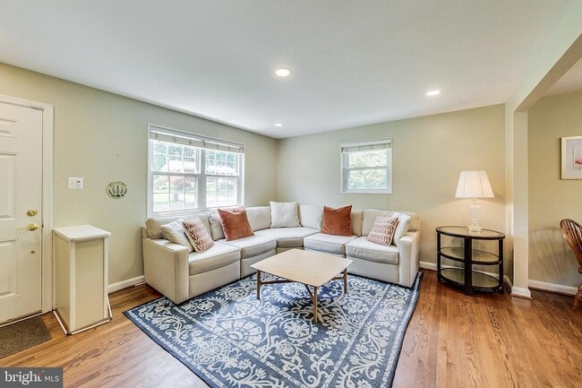 Foto del edificio - 4715 Oxbow Rd