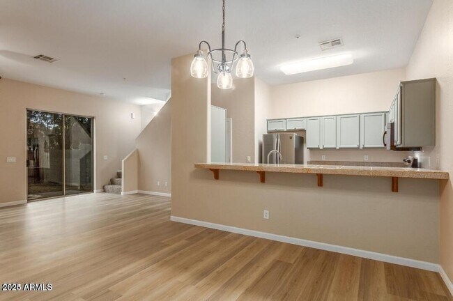 Foto del edificio - 2215 N 27th St