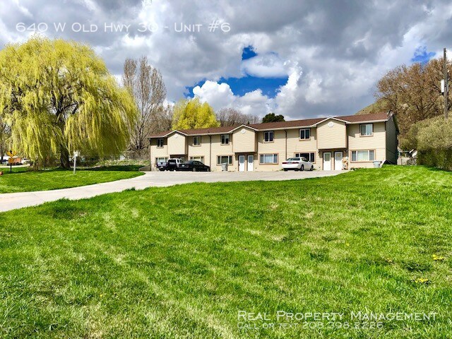 Building Photo - Nice townhome in Inkom Idaho