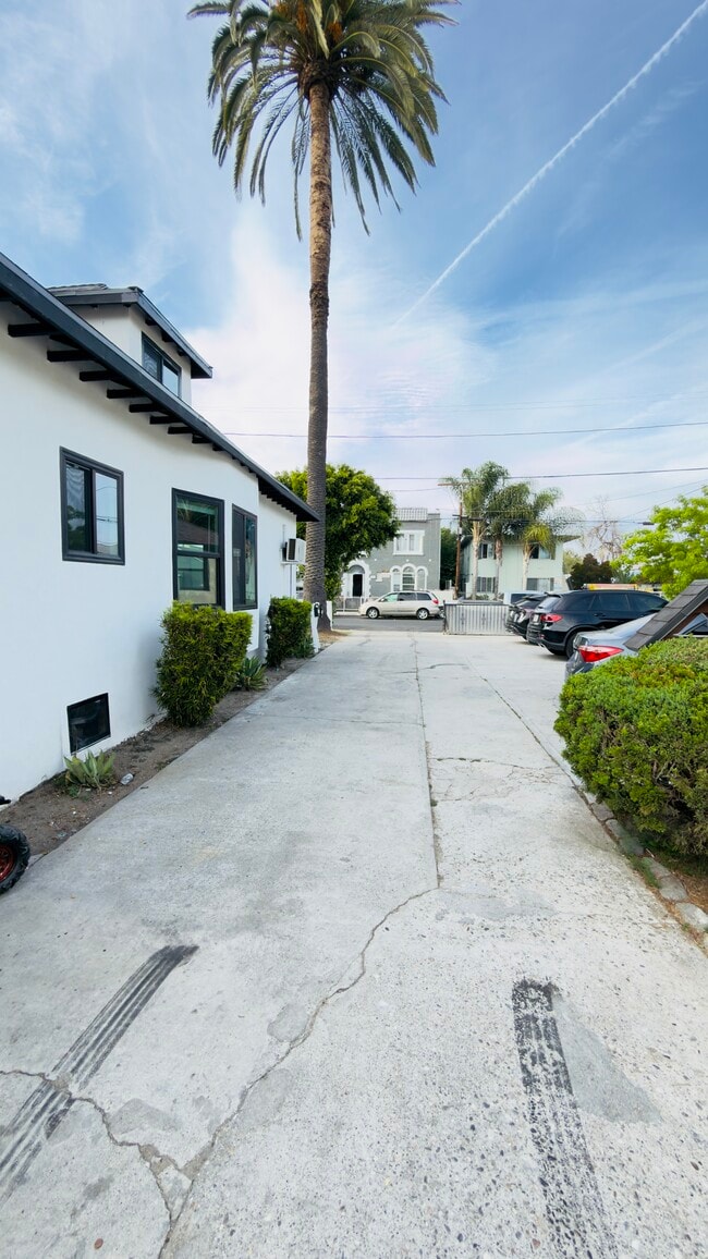 Foto del edificio - 1162 E 46th St