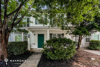 Building Photo - 731 Crestwell Cir