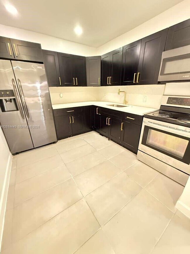 Foto del edificio - 504 NW 15th Ave