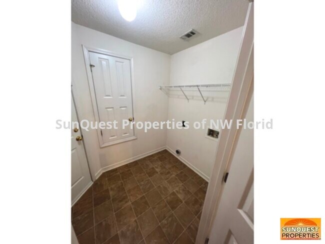 Building Photo - 711 Marsh Harbor Dr