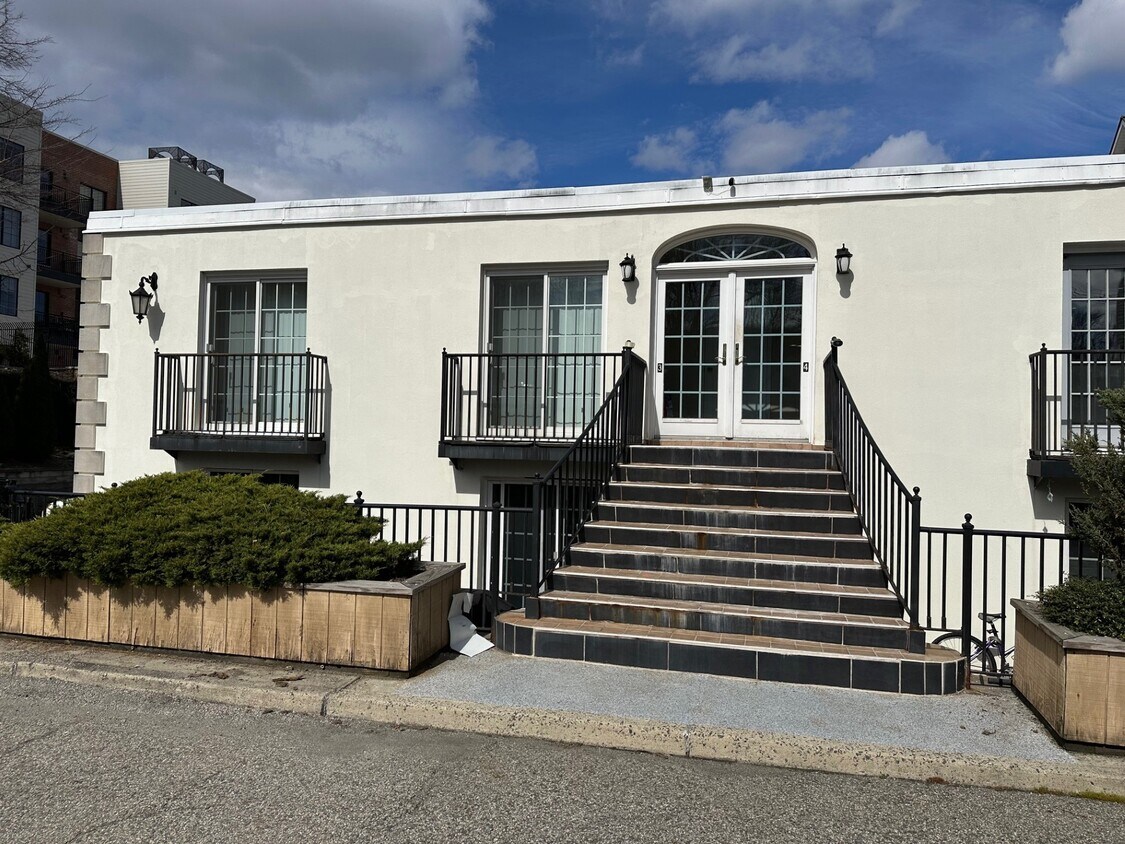 267 Main St Unit 4, Nyack, NY 10960 Room for Rent in Nyack, NY