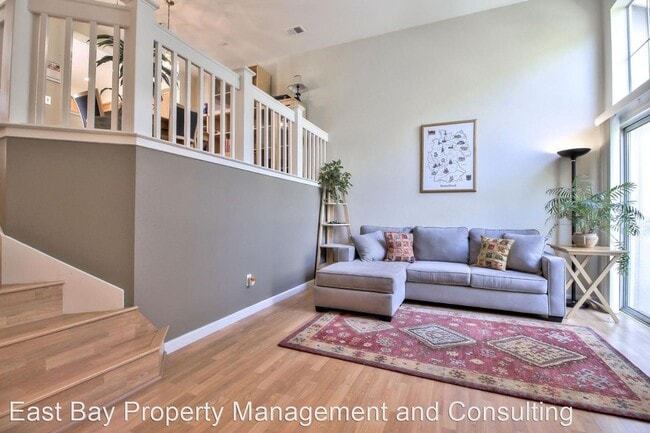 Building Photo - 3 br, 2.5 bath House - 1107 Angel Fish Ter...