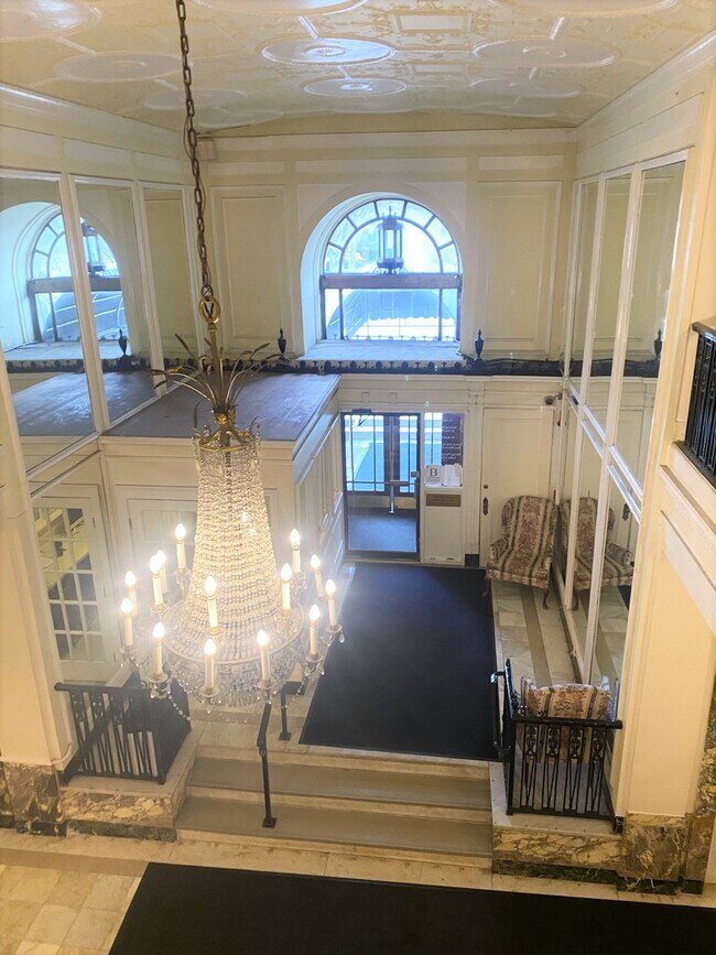 Foto del edificio - 469 Commonwealth Ave