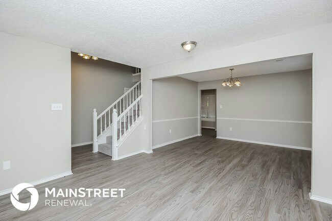 Building Photo - 2817 Fenwick St