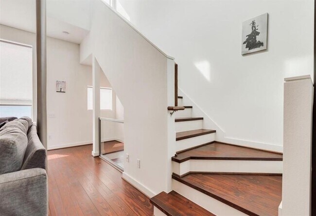 Foto del edificio - 2423 Wentworth St