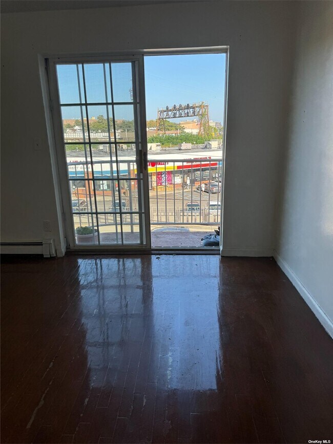 Foto del edificio - 85-26 126th St