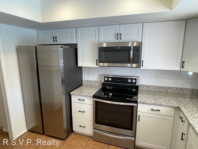 Building Photo - 4 br, 2 bath House - 4712 S. Rockford Dr.