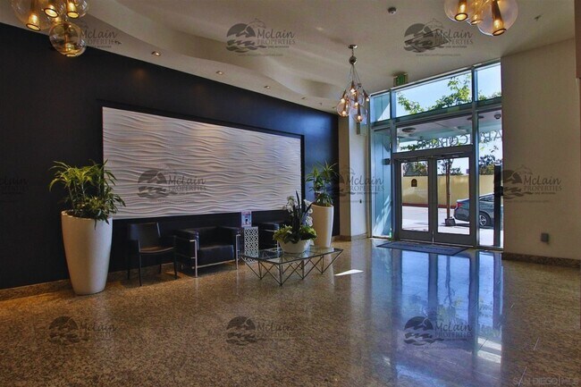 Foto del edificio - 1080 Park Blvd
