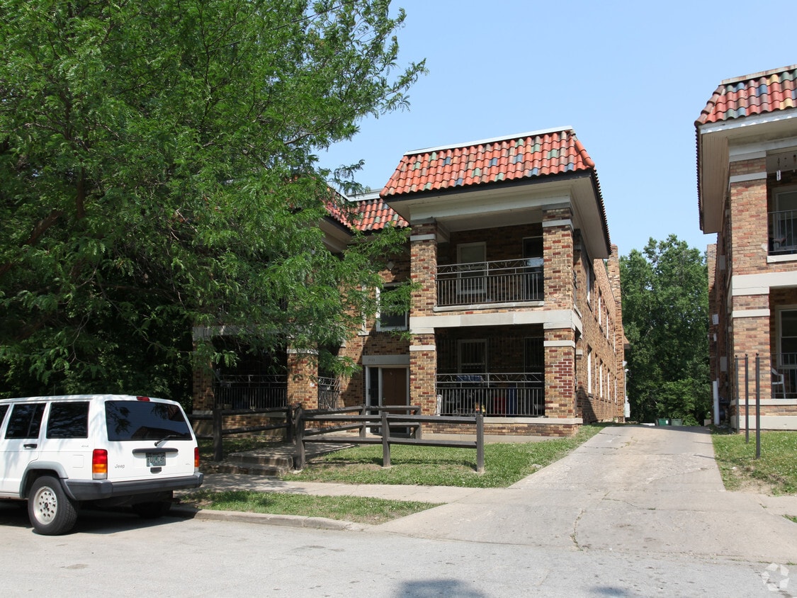 Primary Photo - 2725-2727 Campbell St
