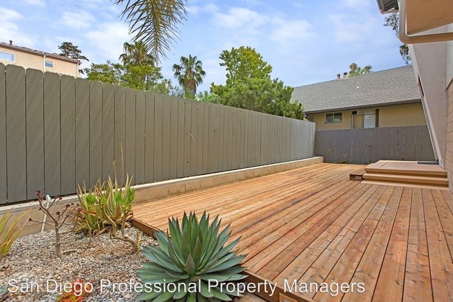 Foto del edificio - 2 br, 2.5 bath House - 518 Arbor Drive