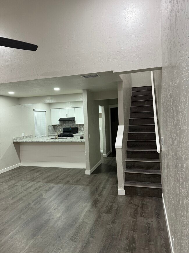 Foto del edificio - 2821 W Mission Ct