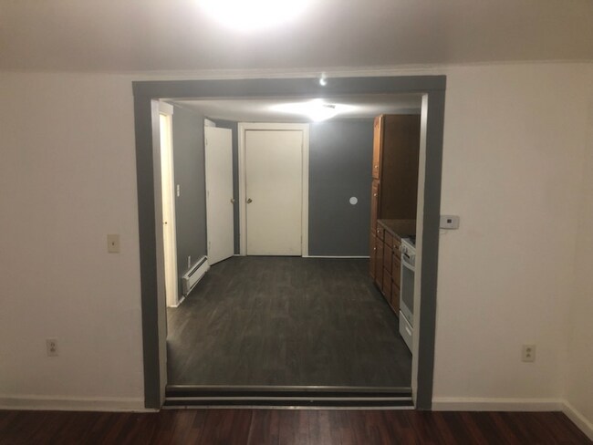 Building Photo - 430 8th St