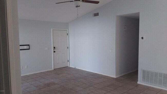 Foto del edificio - 2910 E Brookwood Ct