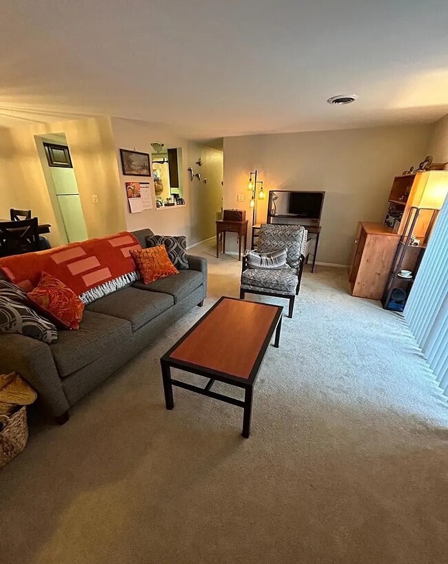 Building Photo - 1003 Nanroc Dr