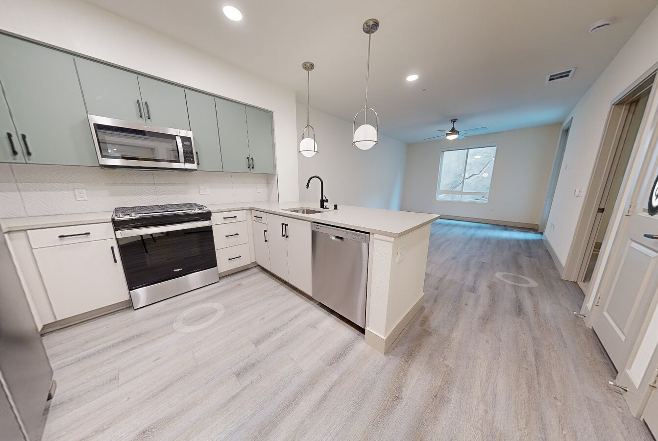 Rivair Apartment Homes