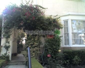 Foto del edificio - 9921 Robbins Dr