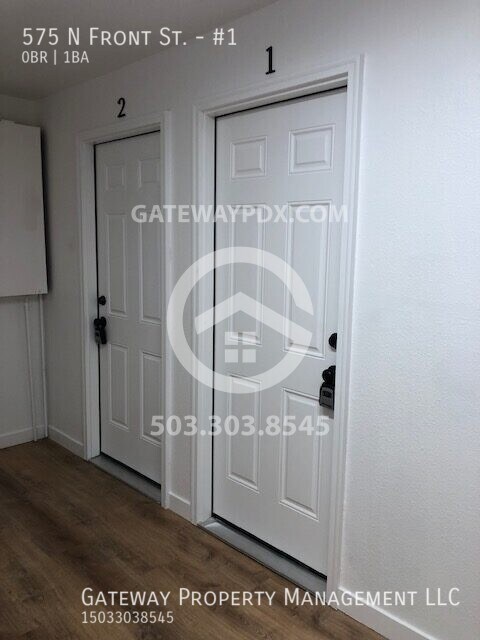 Foto del edificio - 575 N Front St