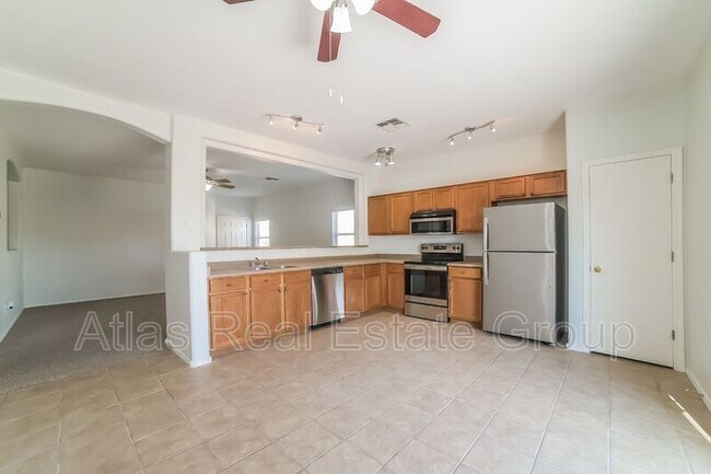 Foto del edificio - 15327 W Acapulco Ln