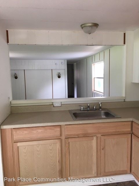 Foto del edificio - 111 S Balsam Ave