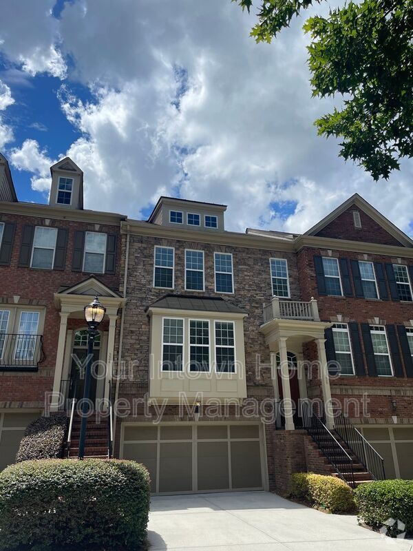 Building Photo - 326 Ardmore Ct NW