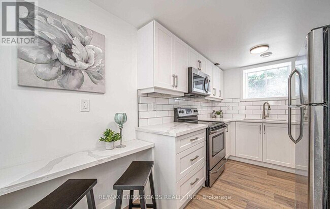 Photo du bâtiment - 91 McLaughlin Blvd