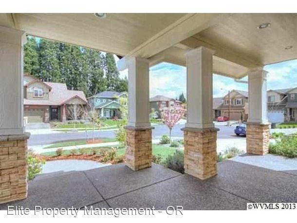 Foto del edificio - 3 br, 3 bath House - 1150 SW Cole Pl.