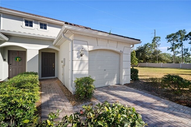 Building Photo - 8535 Athena Ct